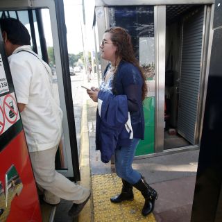 La FEU busca diálogo con Alfaro ante alza a tarifa del transporte