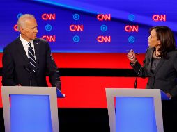 Joe Biden y Kamala Harris en la segunda noche del segundo debate demócrata, realizado en Detroit. AP/P. Sancya