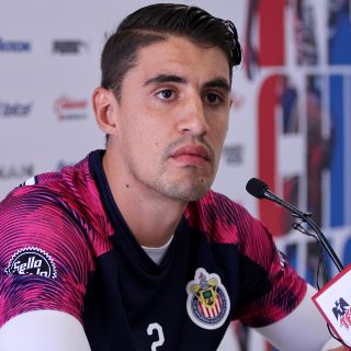 Es padre ver a tu técnico metido con Chivas: Van Rankin