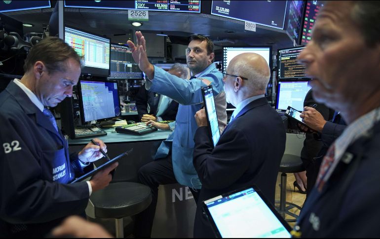 Los mercados se sorprendieron cuando Trump anunció en su cuenta de la red Twitter que Estados Unidos impondrá nuevos aranceles a China. AFP/D. Angerer