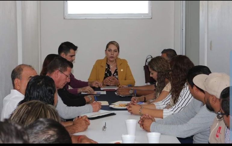 En los puntos considerados en el orden del día de la sesión de ayuntamiento, se incluyó la entrega de un apoyo de 25 mil pesos a la regidora del PAN Teresita de Jesús Nuño Mendoza por concepto de “gastos médicos por alumbramiento”. EL INFORMADOR/ R. Rivas