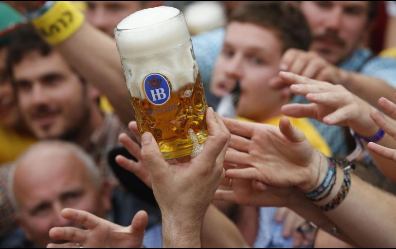 De inmediato las autoridades tomaron cartas en el asunto y suspendieron el puesto de bebidas y alimentos ubicado en el recinto. EL INFORMADOR / ARCHIVO