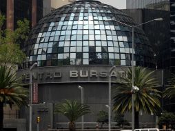 Este viernes, la Bolsa Mexicana de Valores (BMV) inicia la sesión con una baja de 0.64 por ciento. NTX / ARCHIVO