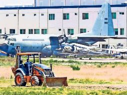 López Obrador reclama que no se pueden detener las obras en Santa Lucía por intereses económicos. SUN / ARCHIVO