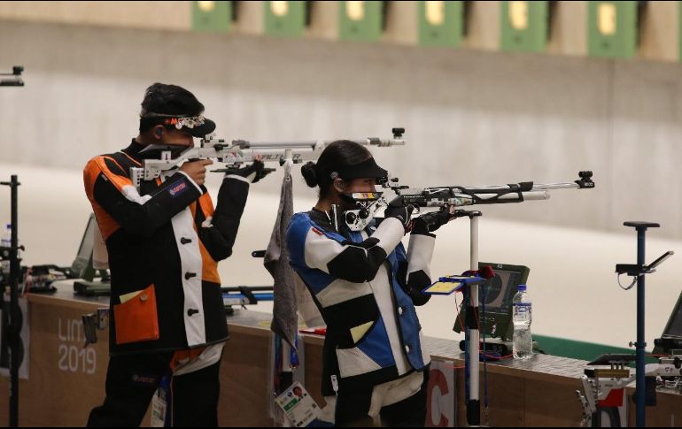 La guanajuatense y el tamaulipeco quedaron en la tercera plaza del podio con 432.9 puntos. TWITTER / @CONADE