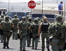 Una mujer que se dirigía a hacer compras a la tienda Walmart del centro comercial le dijo a Fox News que había escuchado 
