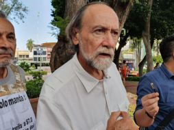 Gilberto Parra Rodríguez, coordinador del Centro Jalisciense del Adulto Mayor y el Migrante, aprovechó la manifestación de este sábado para dar a conocer sus peticiones. EL INFORMADOR/S. Blanco