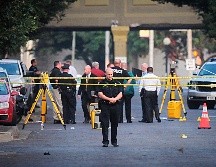 La policía creen que solo un tirador había participado en el suceso, y no identificó al responsable ni sus motivos.  AP / Marshall Gorby