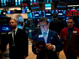 El promedio industrial Dow Jones cedió 767 unidades, o 2.9%, hasta los 25 mil 717 puntos. AFP/J. Eisele