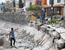 El alcalde de Zapopan, Pablo Lemus, explicó que el municipio no puede derribar las edificaciones hasta no tener el dictamen de Conagua. TWITTER / @PabloLemusN