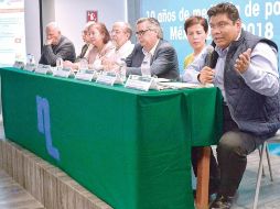 José Nabor Cruz (derecha), secretario ejecutivo de Coneval, consideró que con los datos mostrados 