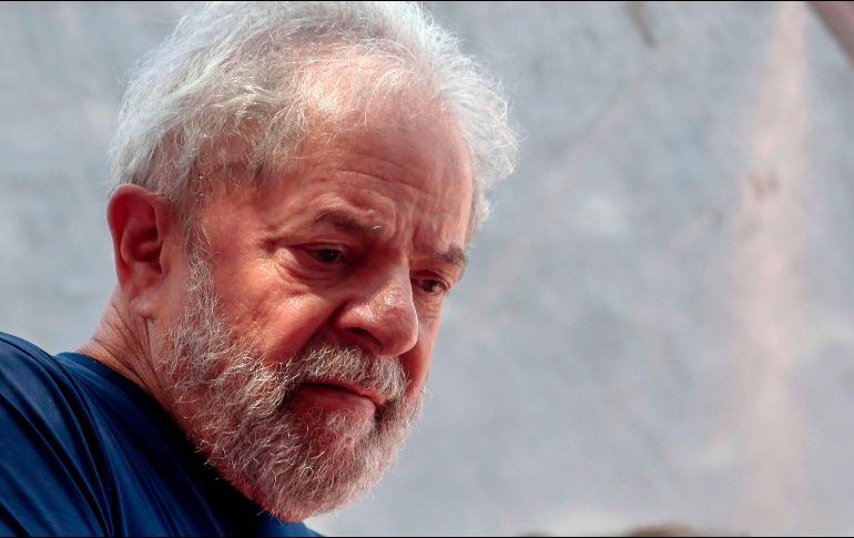 Luiz Inácio Lula da Silva cumple una pena de 8 años y 10 meses de cárcel. AFP/ARCHIVO