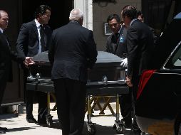 El cuerpo de la maestra cruzó la frontera alrededor de las 12:30 horas en una carroza negra que la trasladó hasta la funeraria Recinto de la Oración. SUN