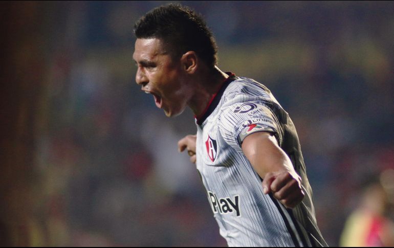 El volante rojinegro Osvaldo Martínez reconoce errores que han costado puntos. IMAGO7