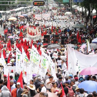 Campesinos instalan plantón en el Senado; piden mesa de diálogo