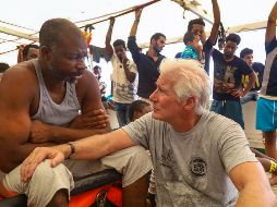 Gere habló con varios inmigrantes que han huido de Libia en embarcaciones precarias antes de ser rescatados. AP / V. Nicolosi