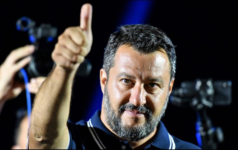 Matteo Salvini acude a un mitin en Mola di Bari. El ministro del Interior quiere ser el próximo primer ministro de Italia. AFP/A. Pizzoli