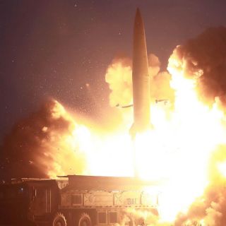 Corea del Norte dispara "proyectiles no identificados"