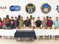 Entre los detenidos hay dos menores de edad, nueve son de Guanajuato y el resto de Jalisco y Nayarit. TWITTER/@FGEGUANAJUATO