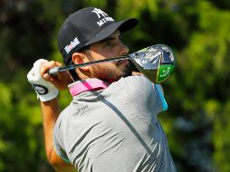 Abraham Ancer firmó ayer una tarjeta de seis abajo de par para colocarse junto a los punteros. AFP/K. Cox