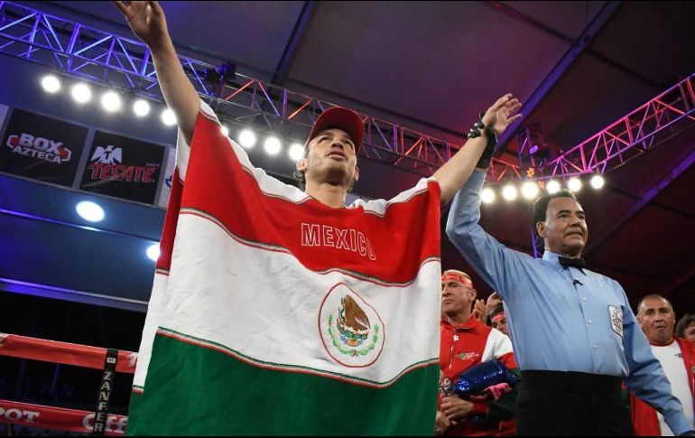 Aunque el triunfo del mexicano generó algarabía entre los presentes, muchos consideraron que el combate duró muy poco. ESPECIAL/CODE