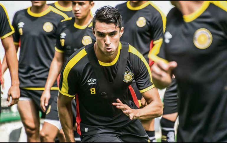 El joven delantero, Rafael Durán, quien llegó como refuerzo para este torneo, afrontará su primer juego con la camiseta de los melenudos en el Jalisco. @leonesnegroscf