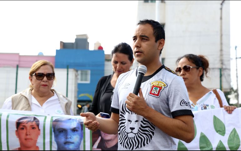 A la manifestación también acudieron miembros del colectivo Familias Unidas por Nuestros Desaparecidos y un visitador adjunto de la región Ciénega de la Comisión Estatal de Derechos Humanos de Jalisco (CEDHJ). UdeG/ Adriana González