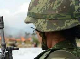 En lo referente a las armas legales, las fuerzas armadas han adquirido 18 mil 112, además se han comercializado 450 mil 625 a los gobiernos estatales, entre otros. NTX / ARCHIVO
