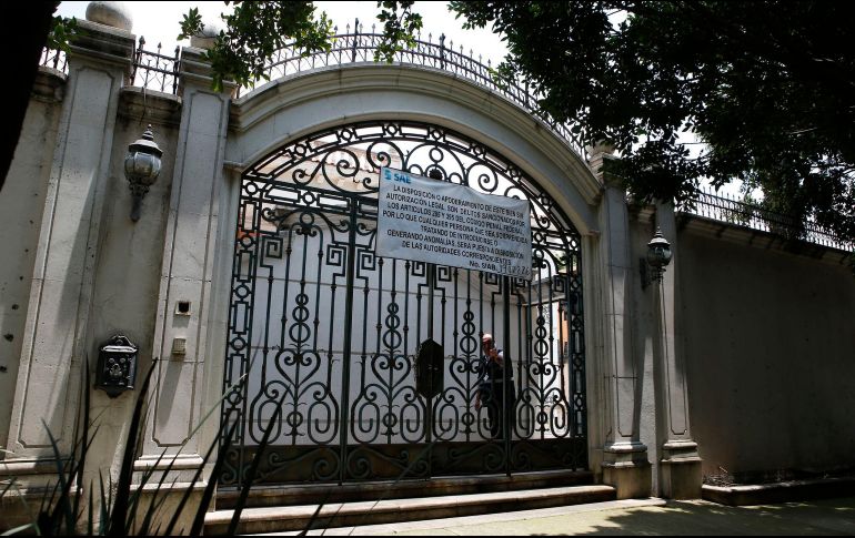 La mansión de Ye Gon, ubicada en Sierra Madre 515, Lomas de Chapultepec, fue subastada en 102 millones de pesos. AP / ARCHIVO