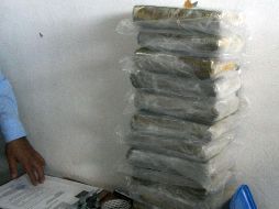 En otro operativo registrado en Nuevo Laredo, policías estatales aseguraron aproximadamente 250 kilogramos de hierba verde y seca, con las características de la mariguana. NTX/ARCHIVO