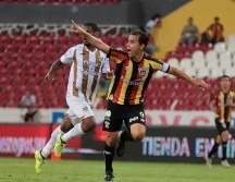 Quiso, pero no pudo. El delantero disputó los 90 minutos del partido en el Estadio Jalisco, y aunque corrió, gritó y se mostró voluntarioso, poco pudo hacer. EL INFORMADOR / F. Atilano