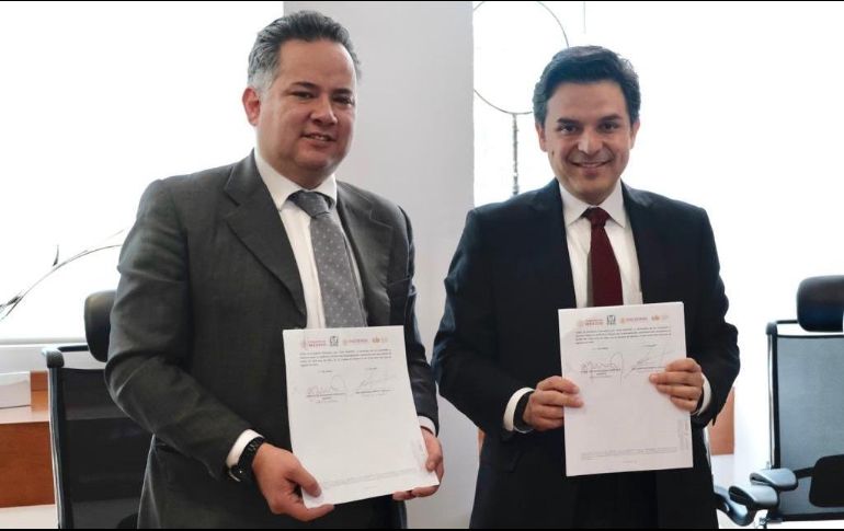 El convenio fue signado por el titular de la UIF de la Secretaría de Hacienda y Crédito Público, Santiago Nieto Castillo, y el director general del IMSS, Zoé Robledo. TWITTER/zoerobledo