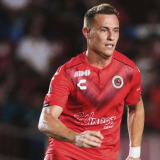 Luchar hasta contra árbitros: González