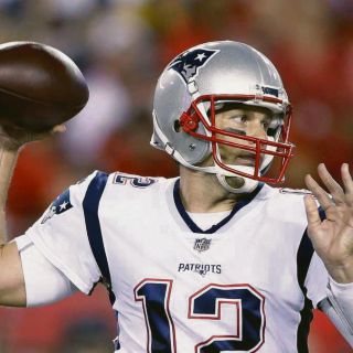 Brady usará casco seguro; Brown se resiste al cambio