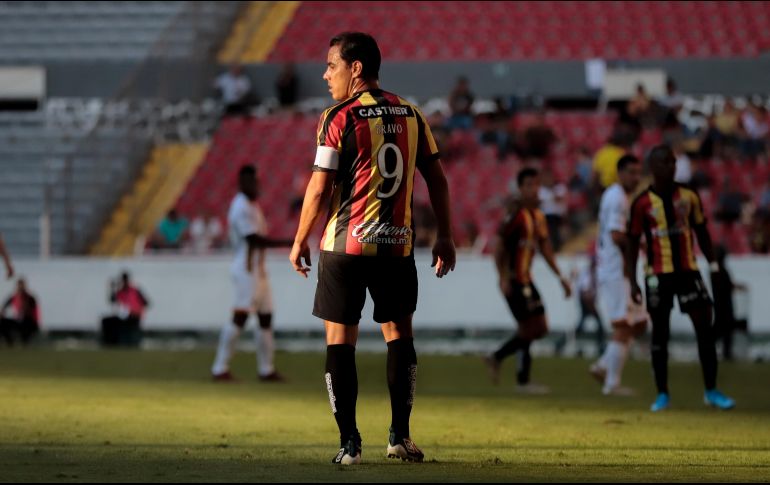 El delantero regresó a las canchas el martes ante Cafetaleros, en duelo de Copa MX, tras anunciar su retiro en noviembre del año pasado. EL INFORMADOR / F. Atilano