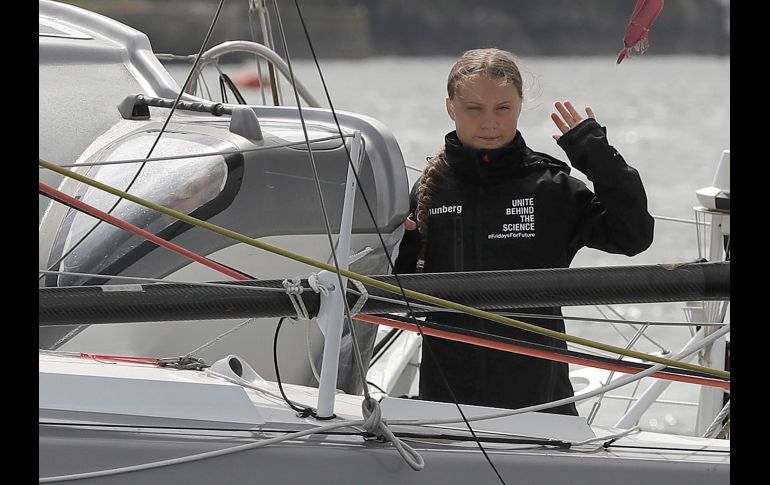 Hasta esta aventura, Greta Thunberg nunca había navegado y solo hizo una prueba el lunes. AP/K. Wigglesworth