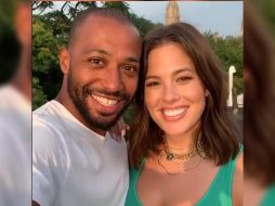 Justin Ervin y Ashley Graham anuncian el embarazo en el marco de su noveno aniversario de matrimonio. INSTAGRAM / @ashleygraham