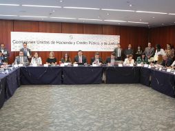 Los senadores que integran las comisiones de Justicia y Hacienda sesionan este miércoles en San Lázaro. TWITTER/@senadomexicano