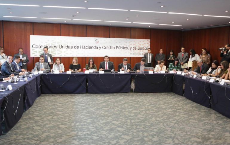 Los senadores que integran las comisiones de Justicia y Hacienda sesionan este miércoles en San Lázaro. TWITTER/@senadomexicano