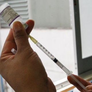 Salud descarta riesgos por la falta de vacunas