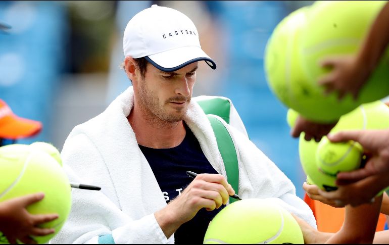 El escocés se operó de la cadera y dio a entender que su carrera estaba terminada, pero regresó en dobles ganando el torneo sobre hierba de Queen's junto al español Feliciano López. AFP / ARCHIVO