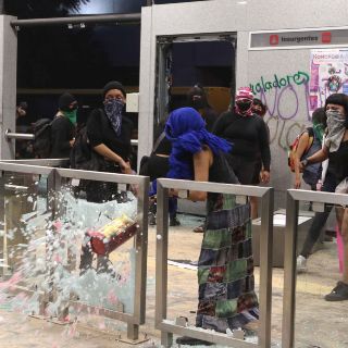 Ascienden a un millón de pesos los daños al Metrobús durante marcha