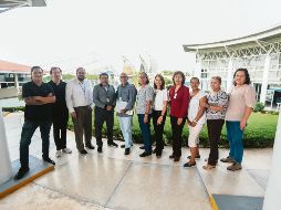 Equipo. De izquierda a derecha, Óscar Haro, Luis Lara, Gustavo Cortés, Edgardo Meza, César Santana, Silvia Ramos, Sofía Camarena, María Elena Zambrano, María de Jesús Garín, Guadalupe López y María Eugenia Rodríguez. EL INFORMADOR / G. Gallo