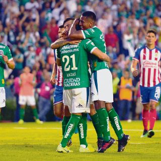 La Fiera golea a Chivas
