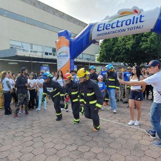 Más de mil personas participan en carrera en apoyo a niños con quemaduras