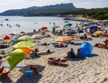 La arena blanca de las playas de Cerdeña es considerada un bien público. GETTY IMAGES