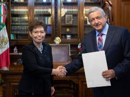 A través de Twitter, el Presidente compartió fotos de sus entrevistas con los funcionarios. TWITTER/@lopezobrador_