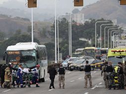 Hasta el momento, autoridades desconocen los motivos que llevaron al sujeto a secuestrar el autobús. EFE / A. Lacerda