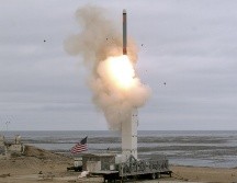 EU realizó el pasado domingo el primer ensayo de un misil de medio alcance en la isla de San Nicolás, frente a la costa de California.  AFP / ARCHIVO