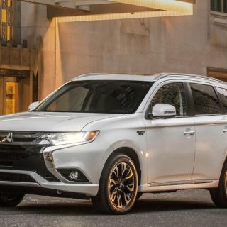 Mitsubishi lanza vehículo electrificado en México